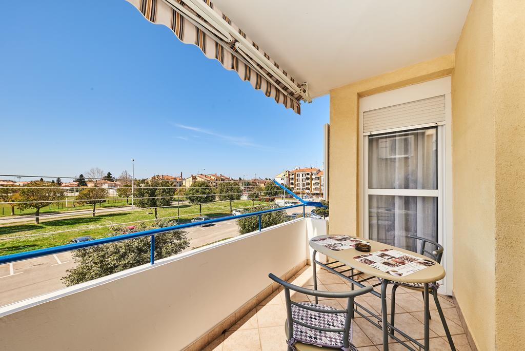 Apartment Vita Moela Umag Exterior foto