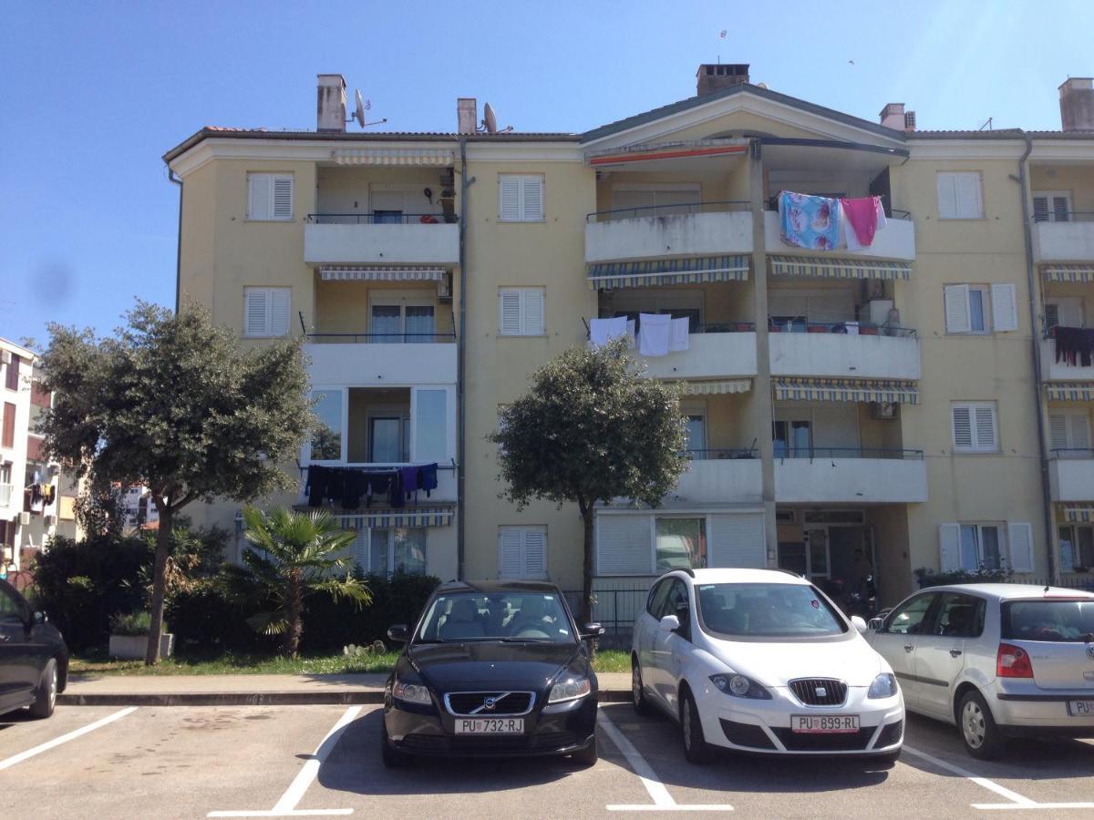 Apartment Vita Moela Umag Exterior foto